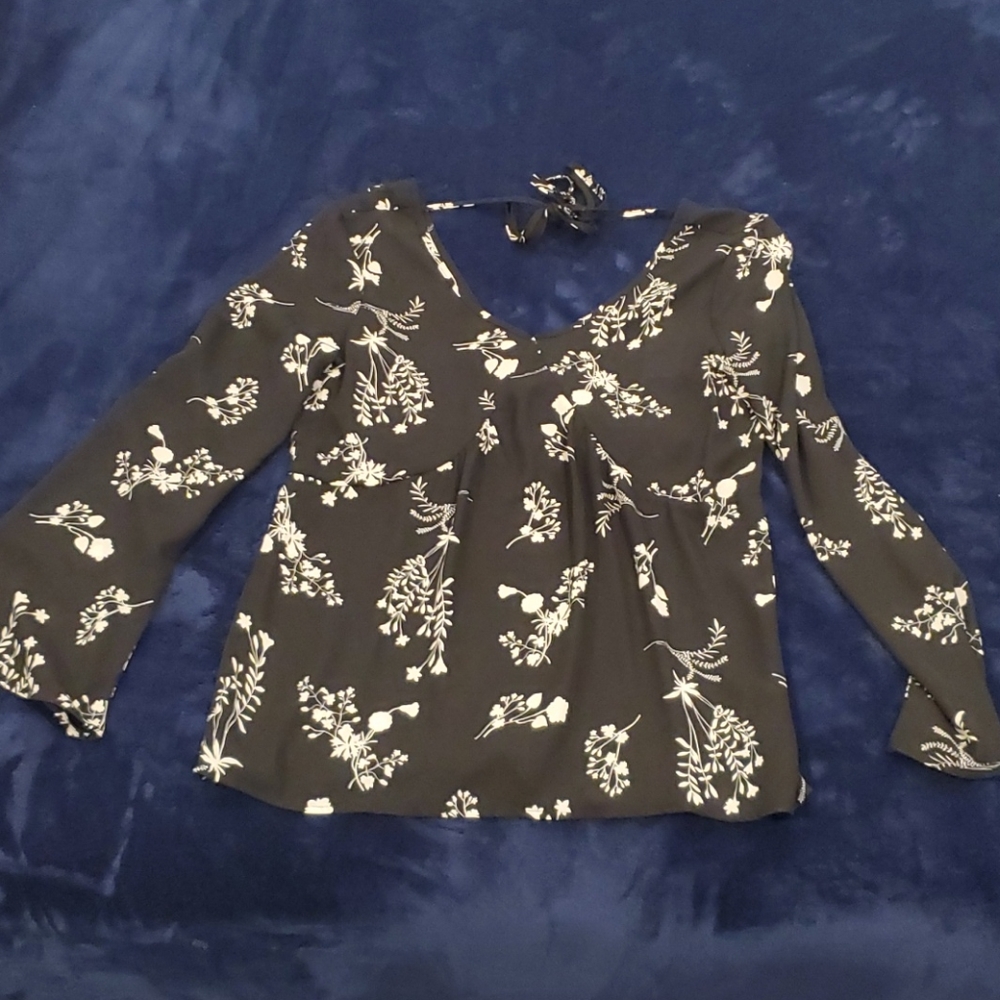 Long Sleeve Floral Blouse